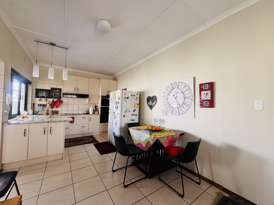 To Let 4 Bedroom Property for Rent in Goedehoop Western Cape